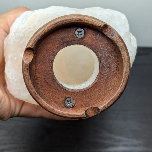 Himalayan Salt Lamp - Picture 3 of 3